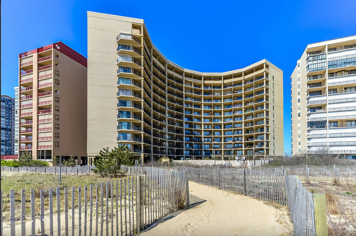 Resort Highpoint South